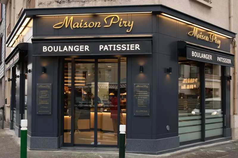 MAISON-PIRY-Facade-commerciale-boulangerie-patisserie